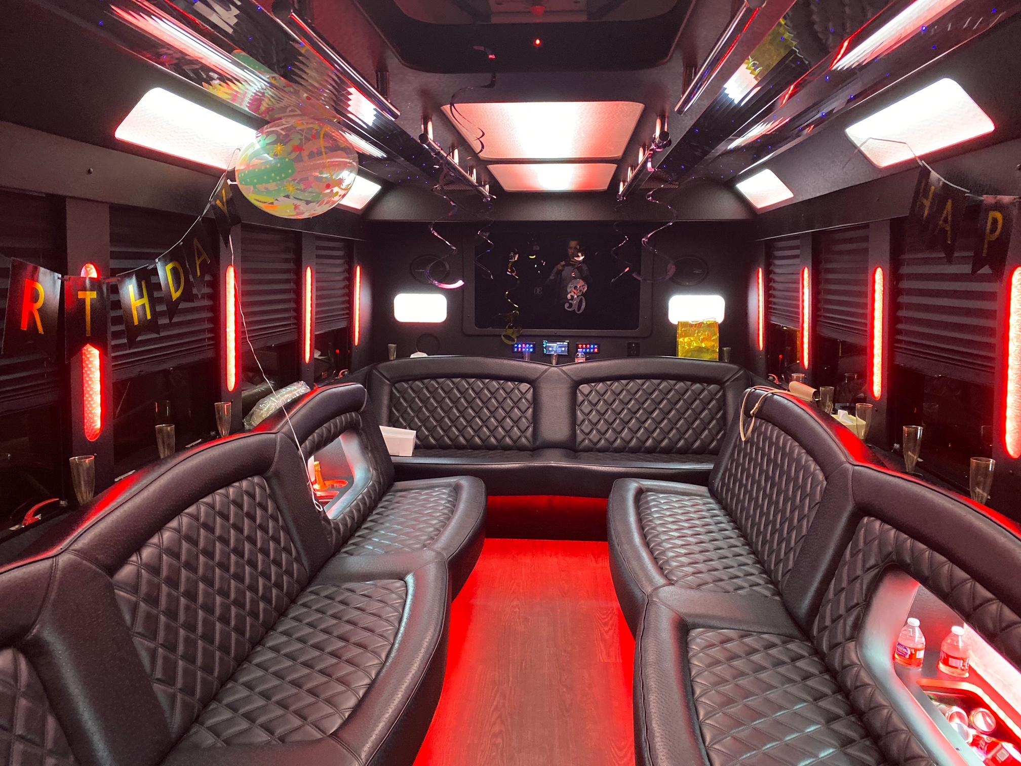 Party Bus Interior 20-26 Passengers